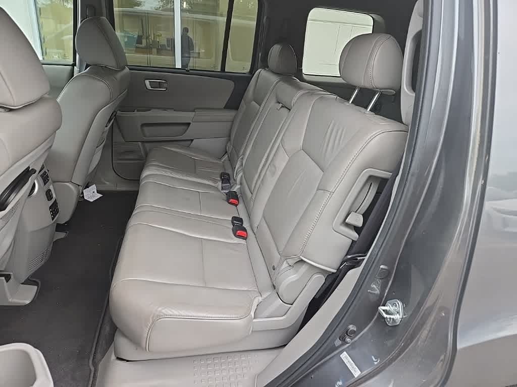 Thumbnail: 2011 Honda Pilot - 8