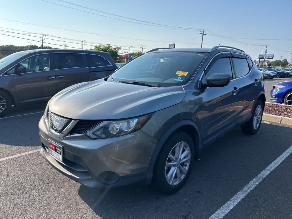 Thumbnail: 2018 Nissan Rogue Sport - 1
