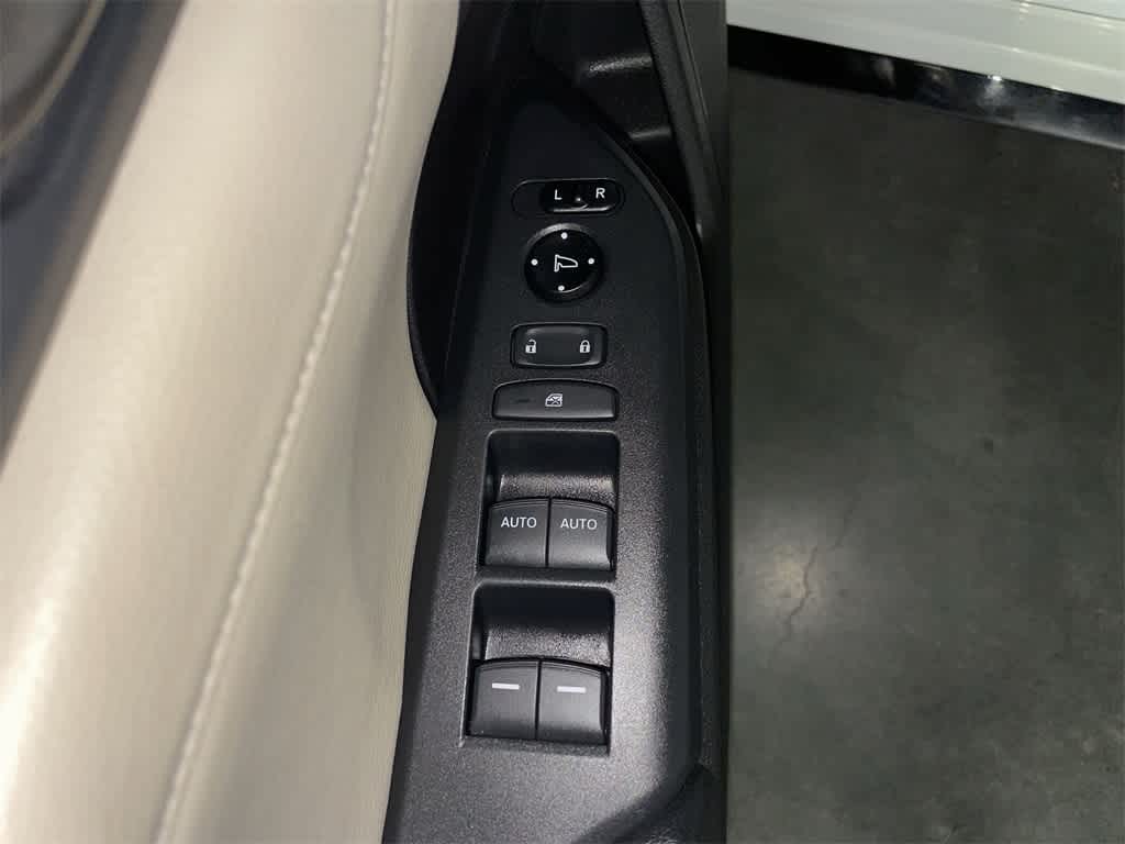 Thumbnail: 2017 Honda Civic - 22