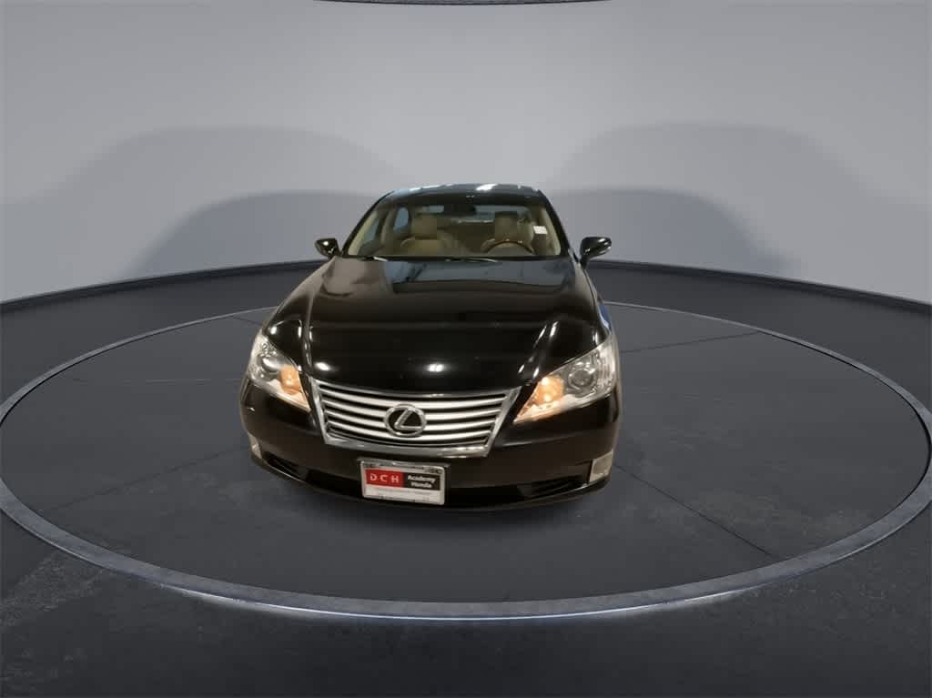 Thumbnail: 2011 Lexus ES - 3