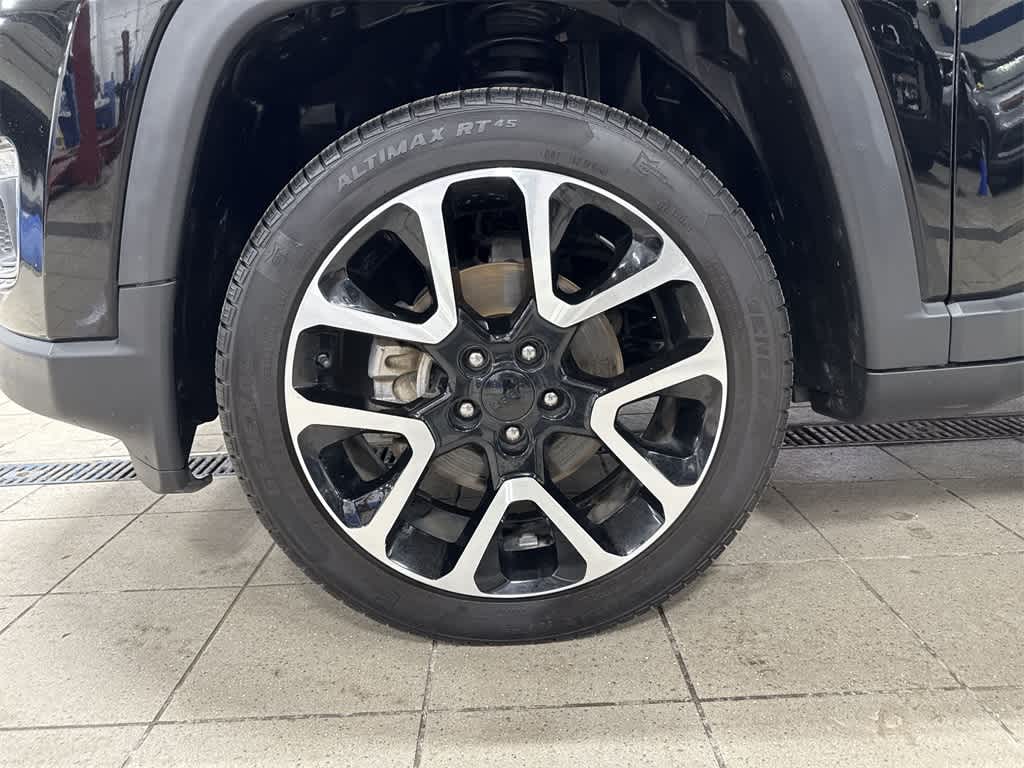 Thumbnail: 2021 Jeep Compass - 10