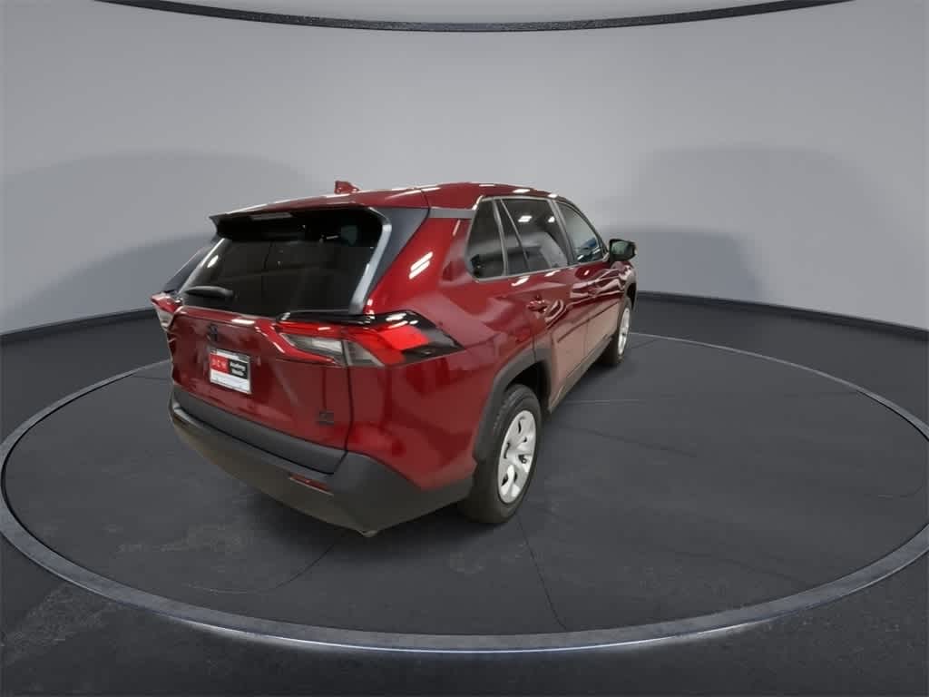 Thumbnail: 2024 Toyota RAV4 - 8