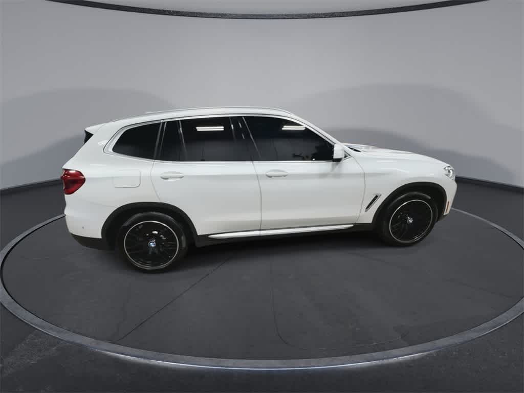 Thumbnail: 2021 BMW X3 - 9