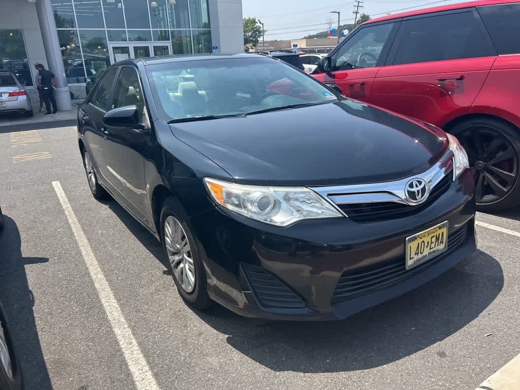 Thumbnail: 2014 Toyota Camry - 19