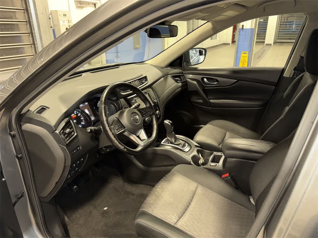 Thumbnail: 2020 Nissan Rogue - 28