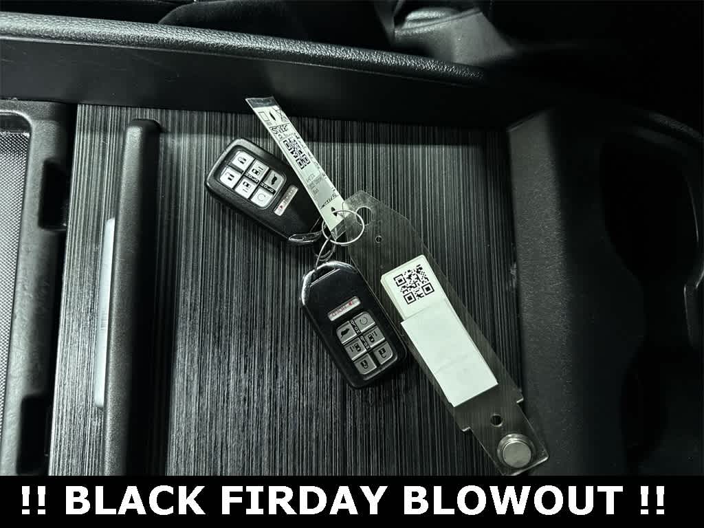 Thumbnail: 2023 Honda Odyssey - 32