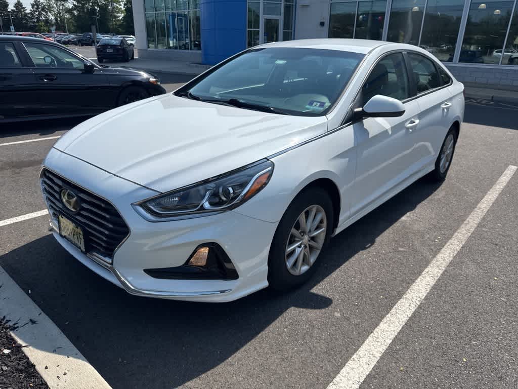 Thumbnail: 2019 Hyundai Sonata - 1