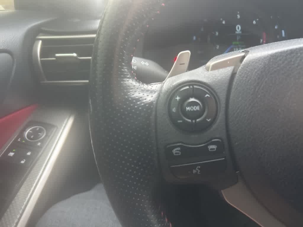 Thumbnail: 2016 Lexus IS - 4