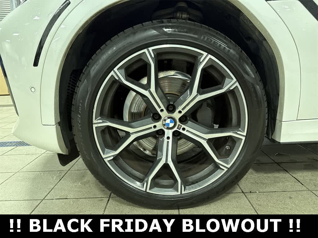 Thumbnail: 2022 BMW X6 - 10