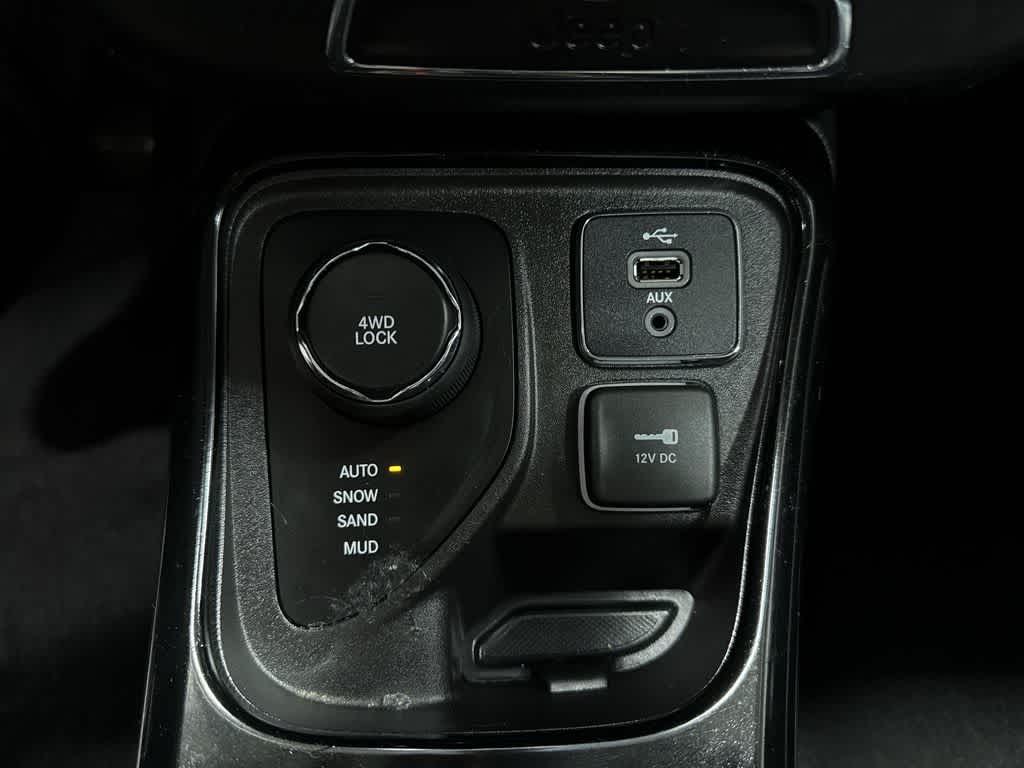 Thumbnail: 2018 Jeep Compass - 31