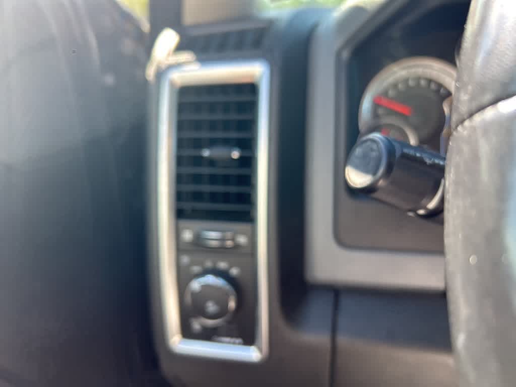 Thumbnail: 2019 RAM 1500 Classic - 6