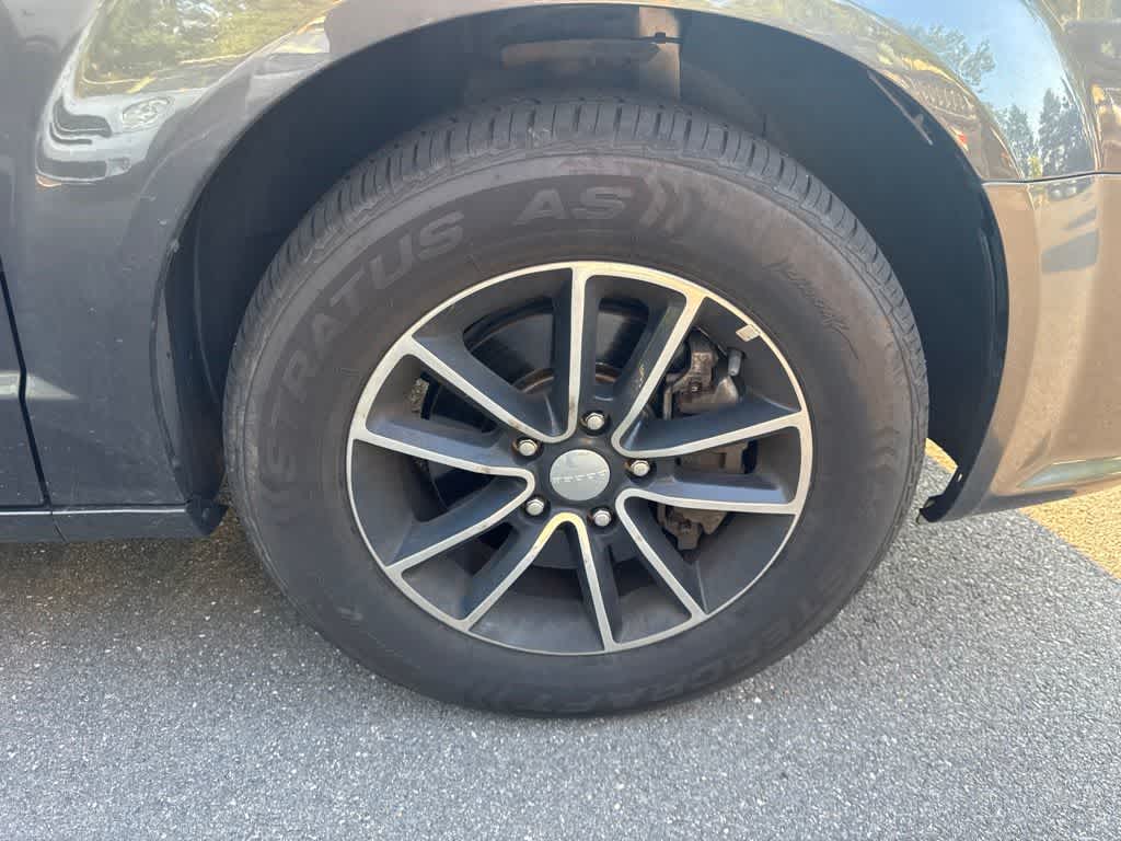 Thumbnail: 2018 Dodge Grand Caravan - 23