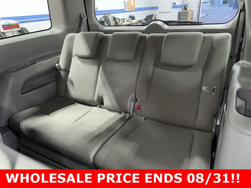 Thumbnail: 2015 Nissan Quest - 18