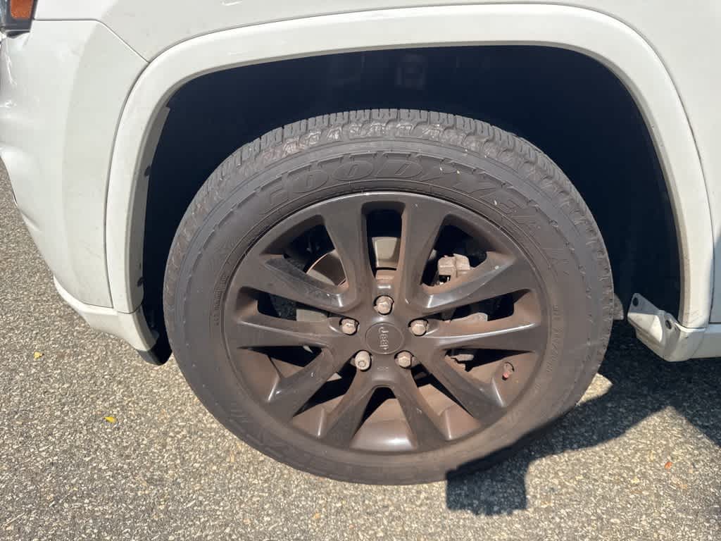 Thumbnail: 2019 Jeep Grand Cherokee - 23