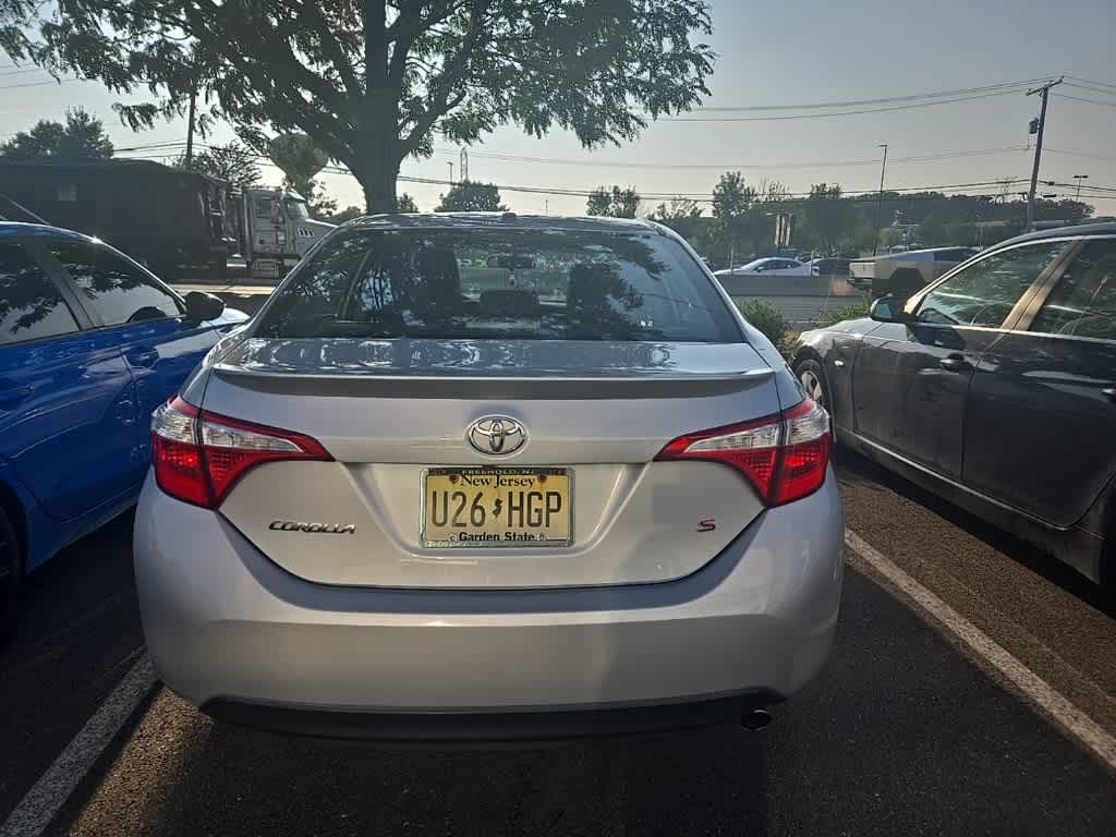 Thumbnail: 2016 Toyota Corolla - 11