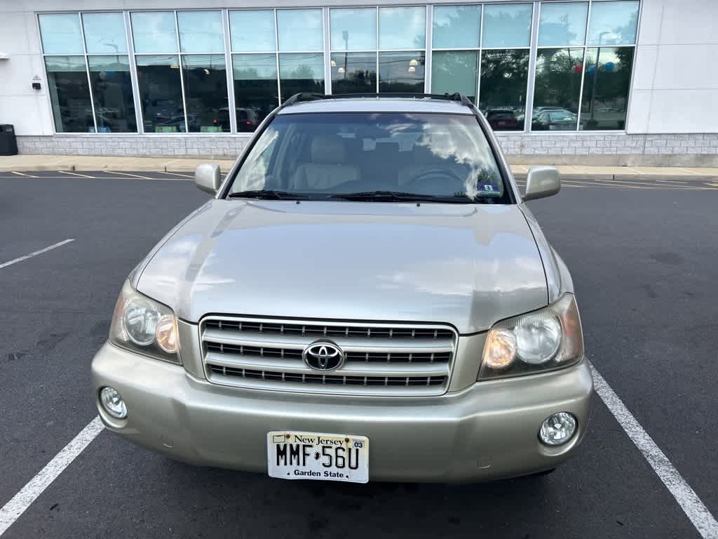 Thumbnail: 2002 Toyota Highlander - 12