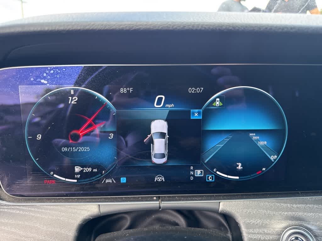 Thumbnail: 2021 Mercedes-Benz E-Class - 11