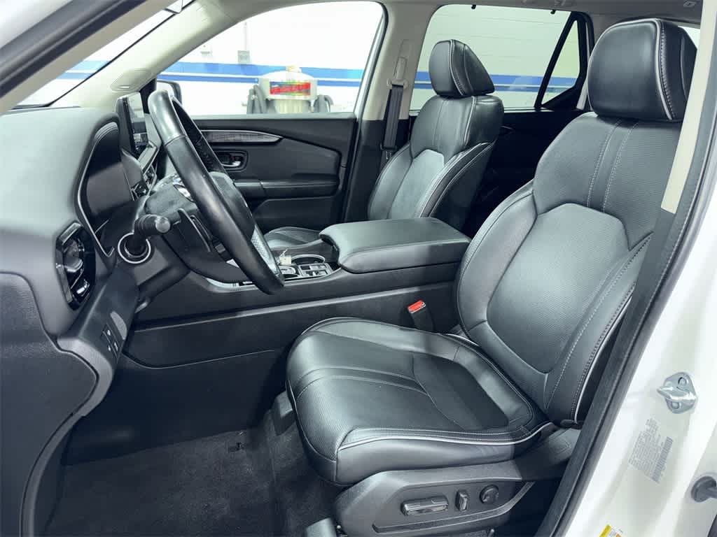 Thumbnail: 2024 Honda Pilot - 15