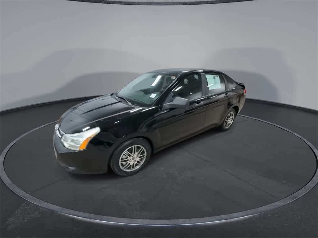 Thumbnail: 2010 Ford Focus - 4