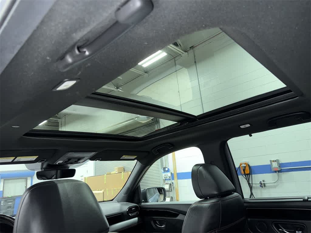 Thumbnail: 2024 Honda Pilot - 25