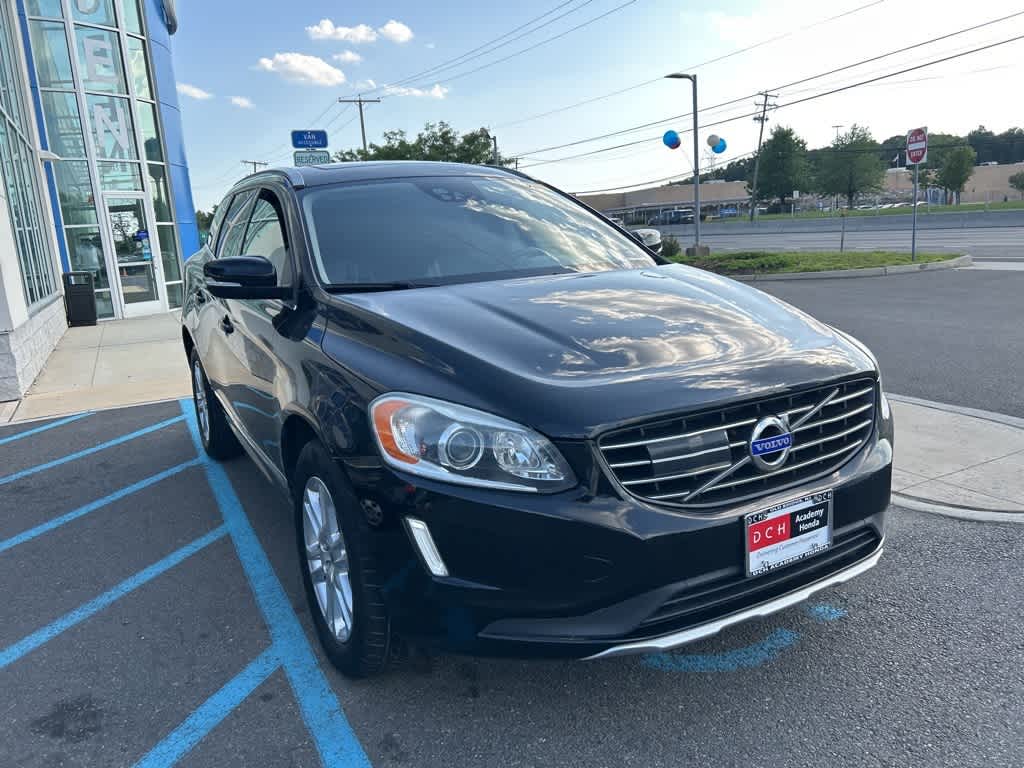 Thumbnail: 2015 Volvo XC60 - 3