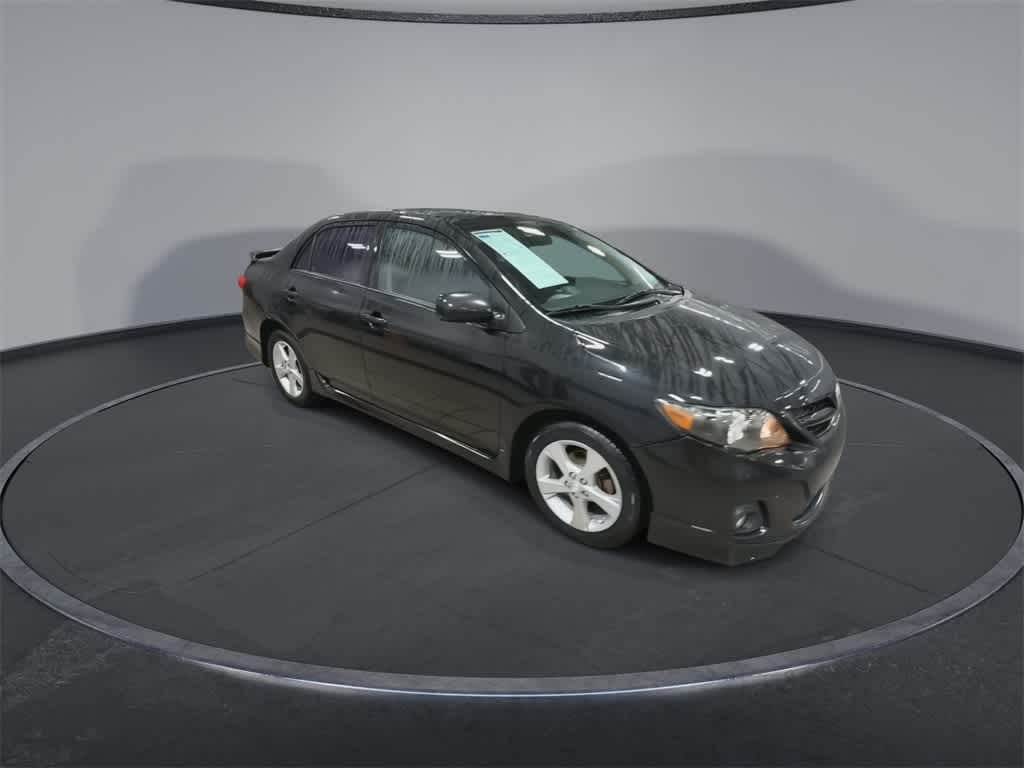 Thumbnail: 2012 Toyota Corolla - 2
