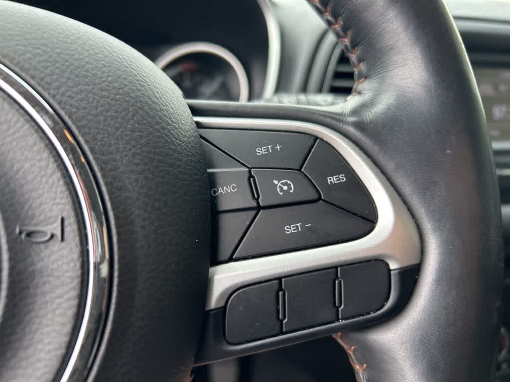 Thumbnail: 2018 Jeep Compass - 21