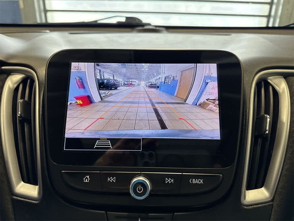 Thumbnail: 2024 Chevrolet Malibu - 25