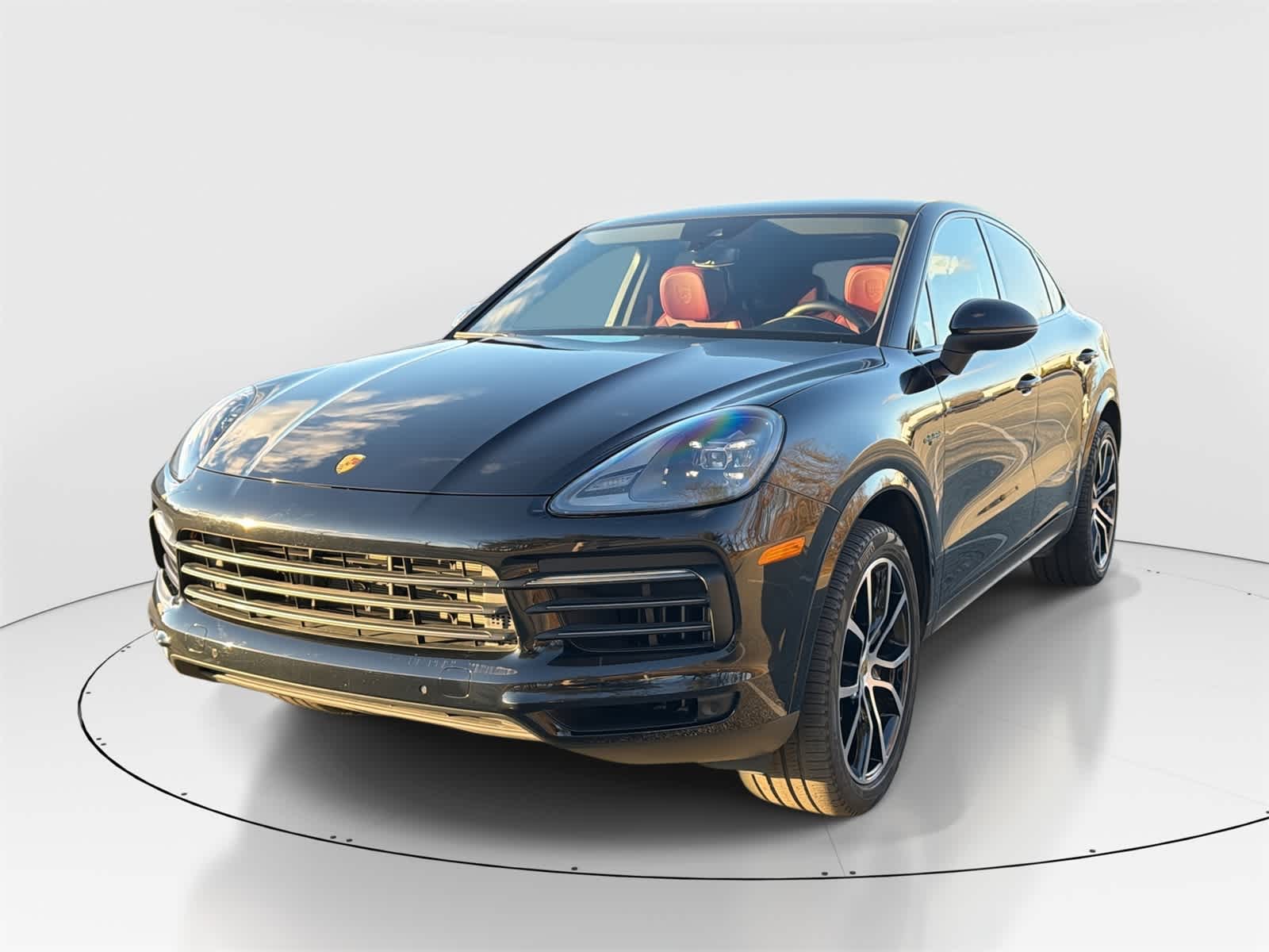 2023 Porsche Cayenne Coup Platinum Edition's photo