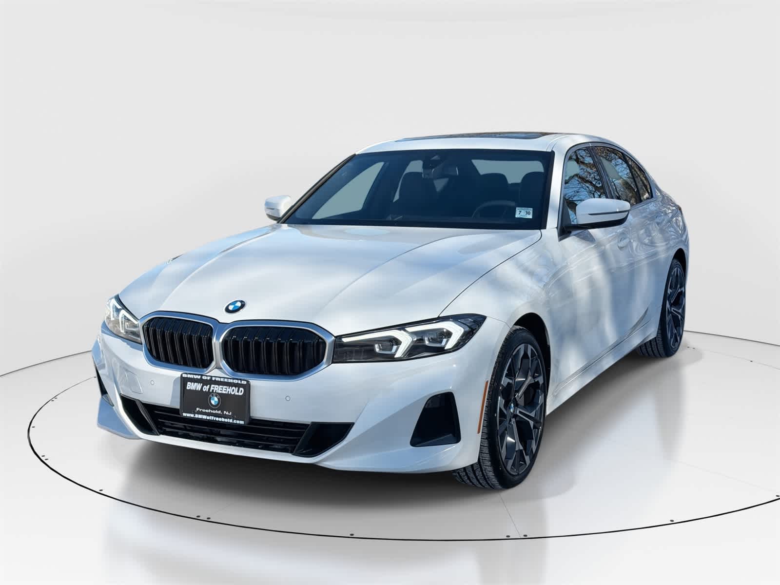 Thumbnail: 2025 BMW 3 Series - 1