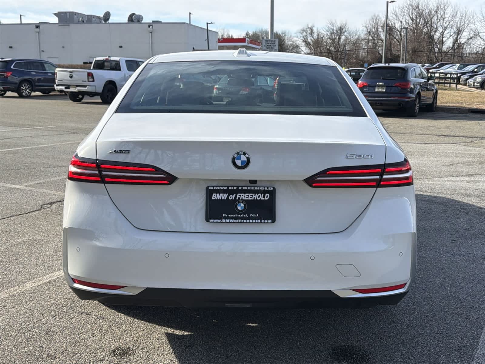 Thumbnail: 2026 BMW 5 Series - 13