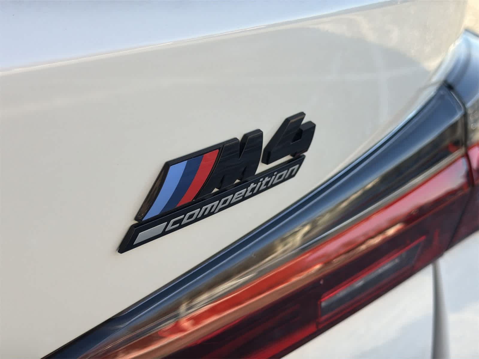 Thumbnail: 2024 BMW M4 - 15