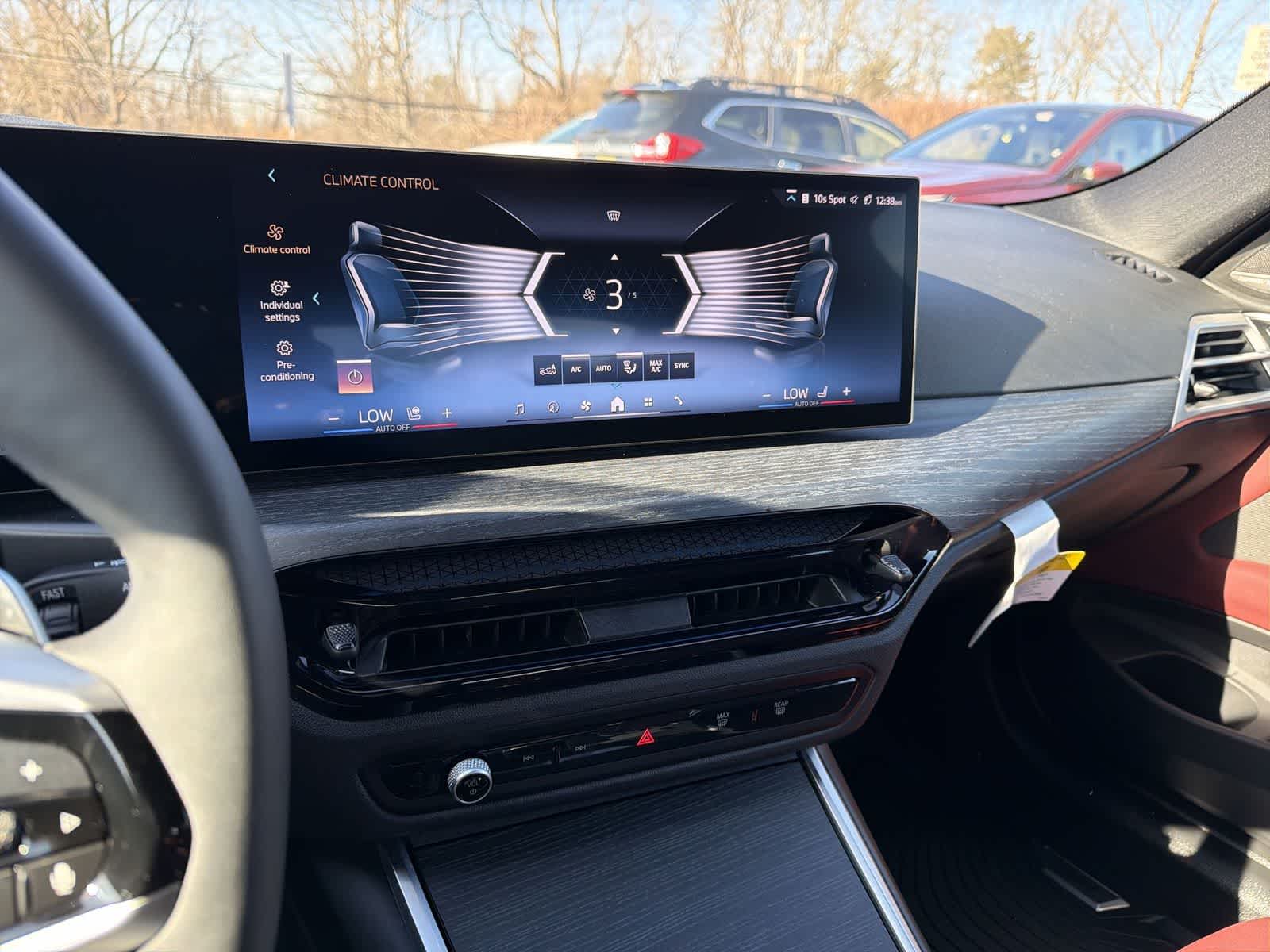 Thumbnail: 2025 BMW 4 Series - 24