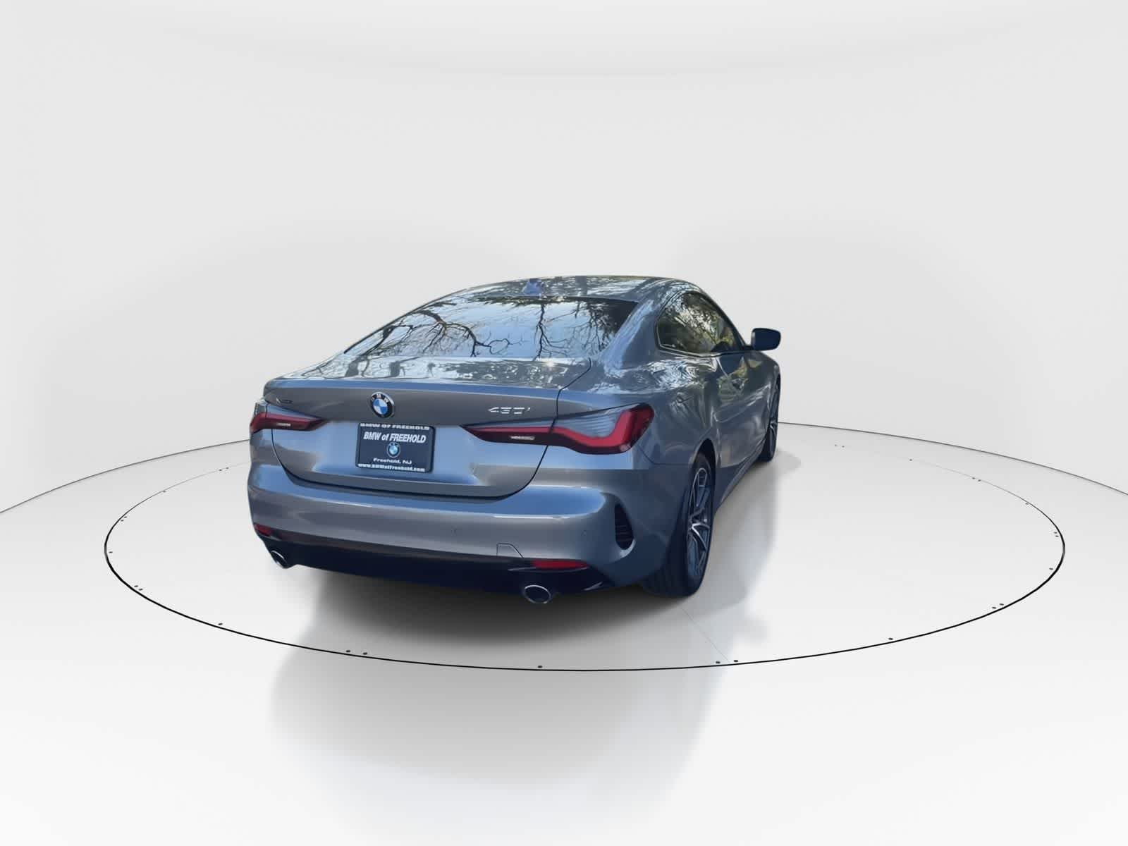Thumbnail: 2023 BMW 4 Series - 3