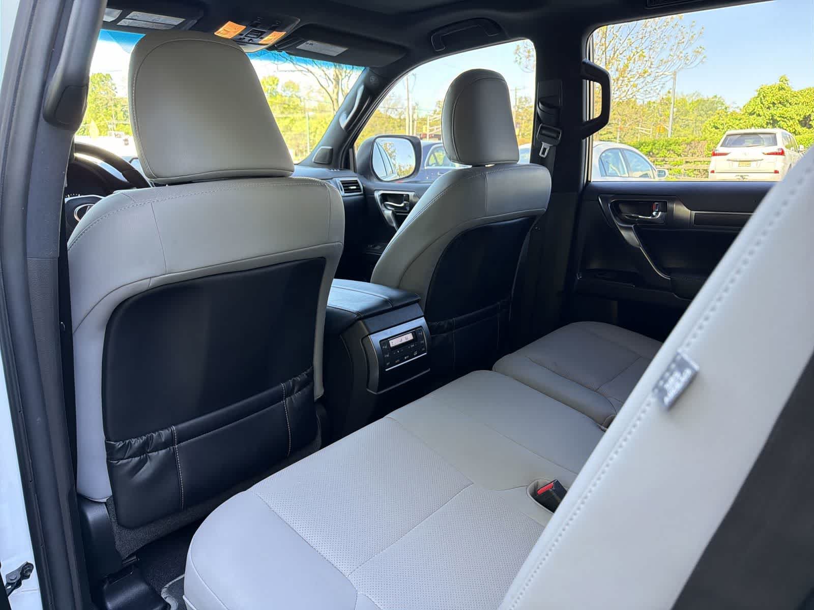 Thumbnail: 2023 Lexus GX - 20