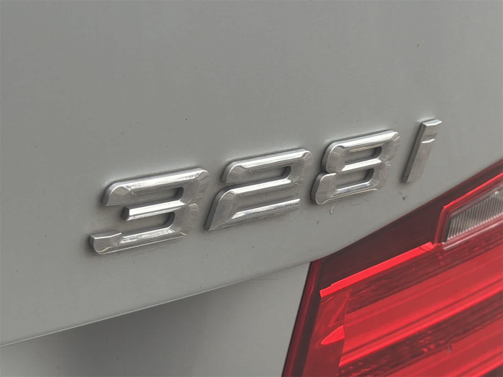 Thumbnail: 2015 BMW 3 Series - 15