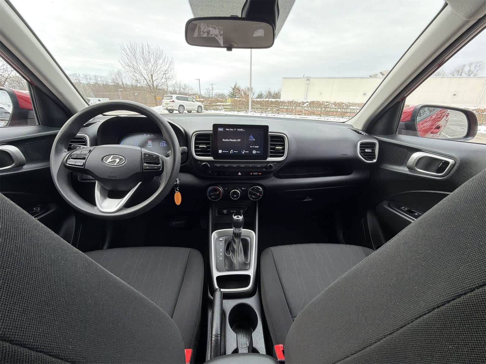 Thumbnail: 2023 Hyundai Venue - 18