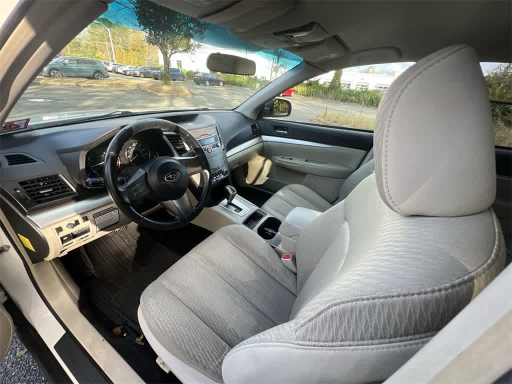 Thumbnail: 2011 Subaru Outback - 10