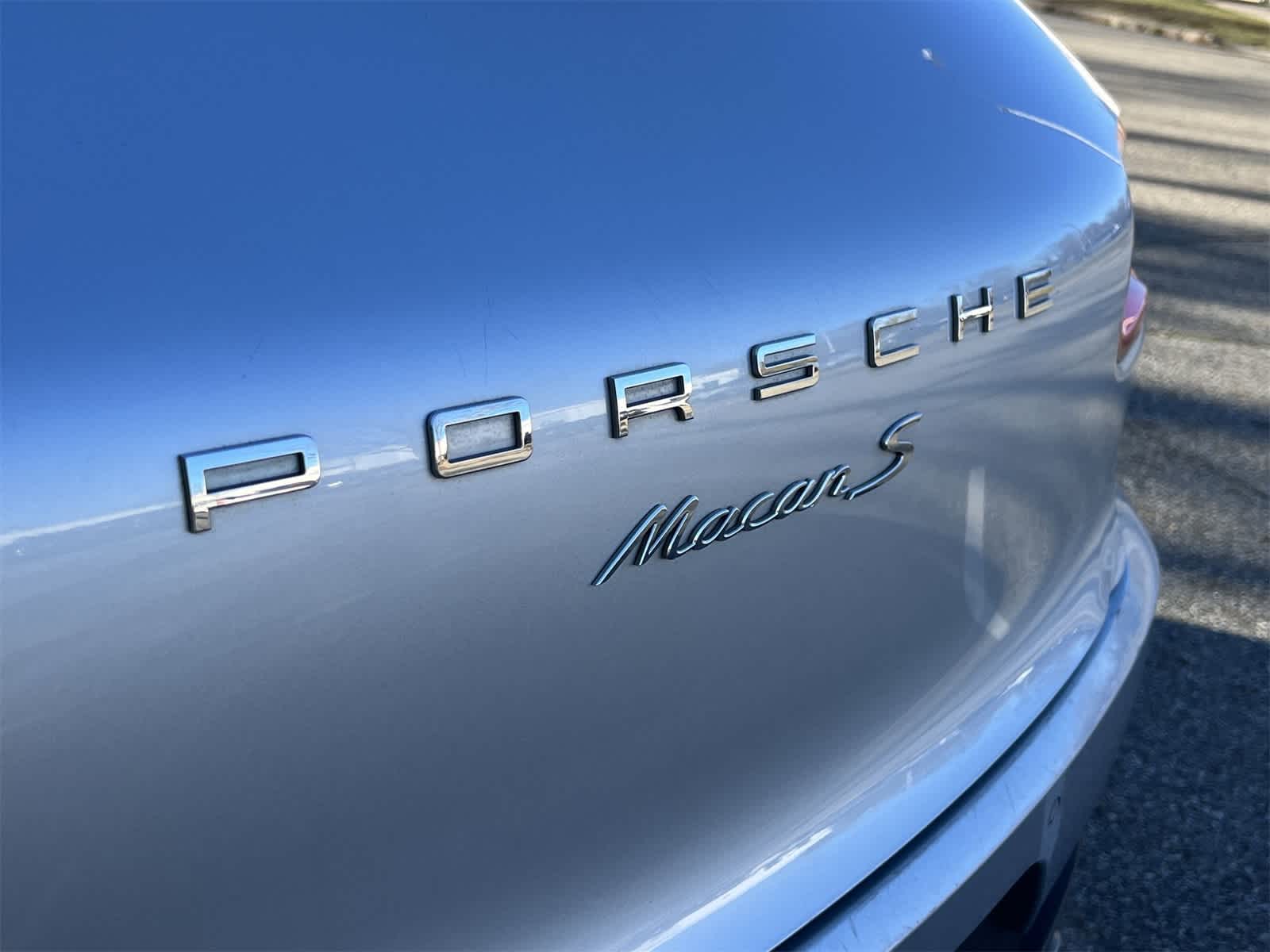 Thumbnail: 2017 Porsche Macan - 15