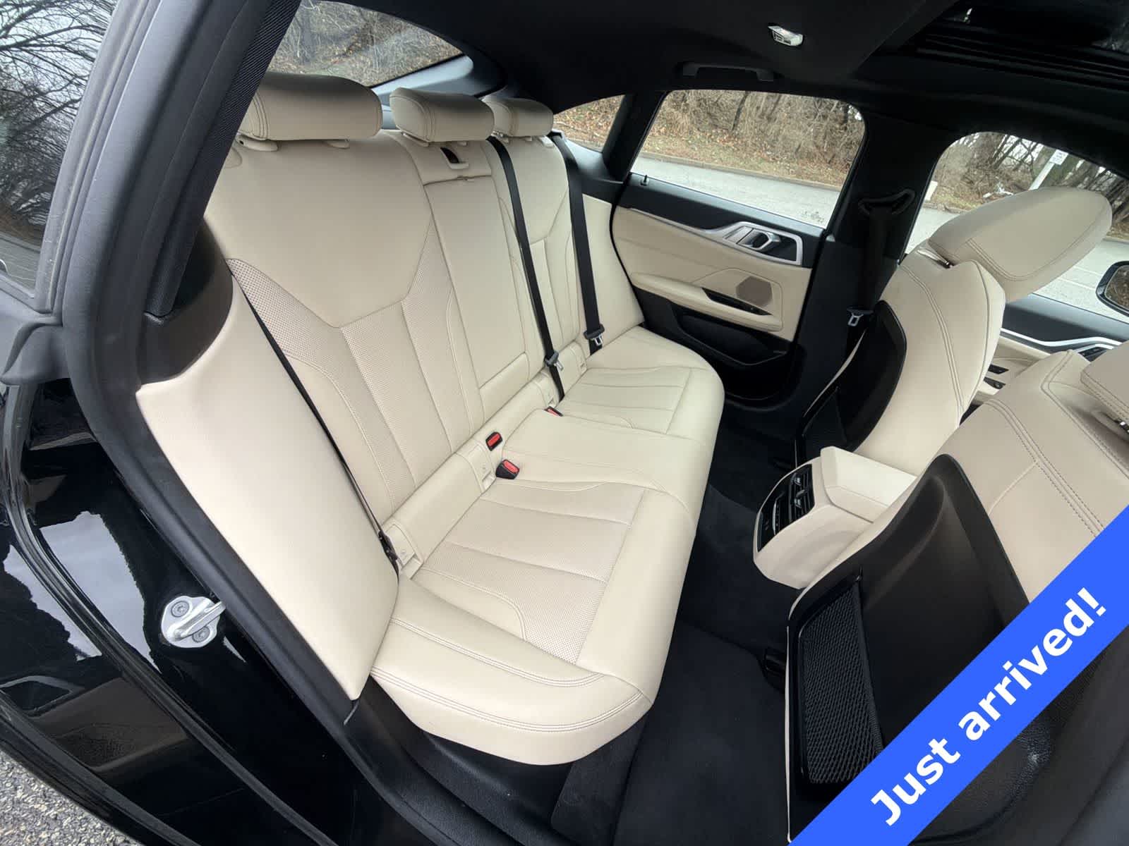 Thumbnail: 2023 BMW i4 - 21