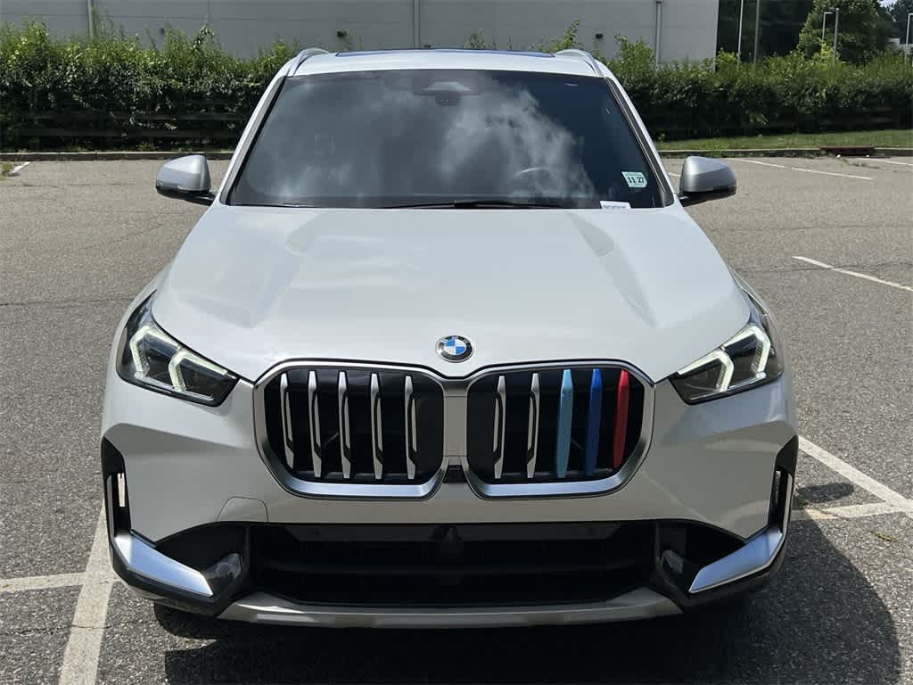 Thumbnail: 2023 BMW X1 - 14