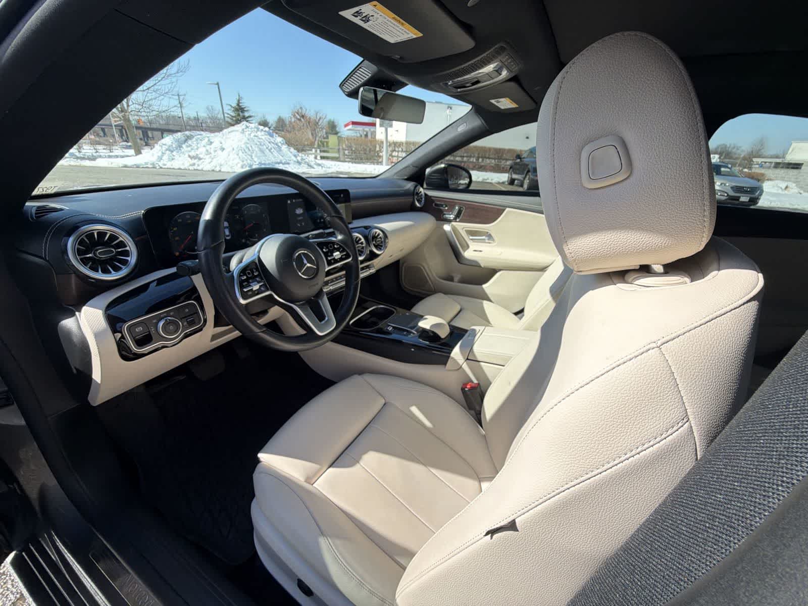 Thumbnail: 2022 Mercedes-Benz CLA - 10