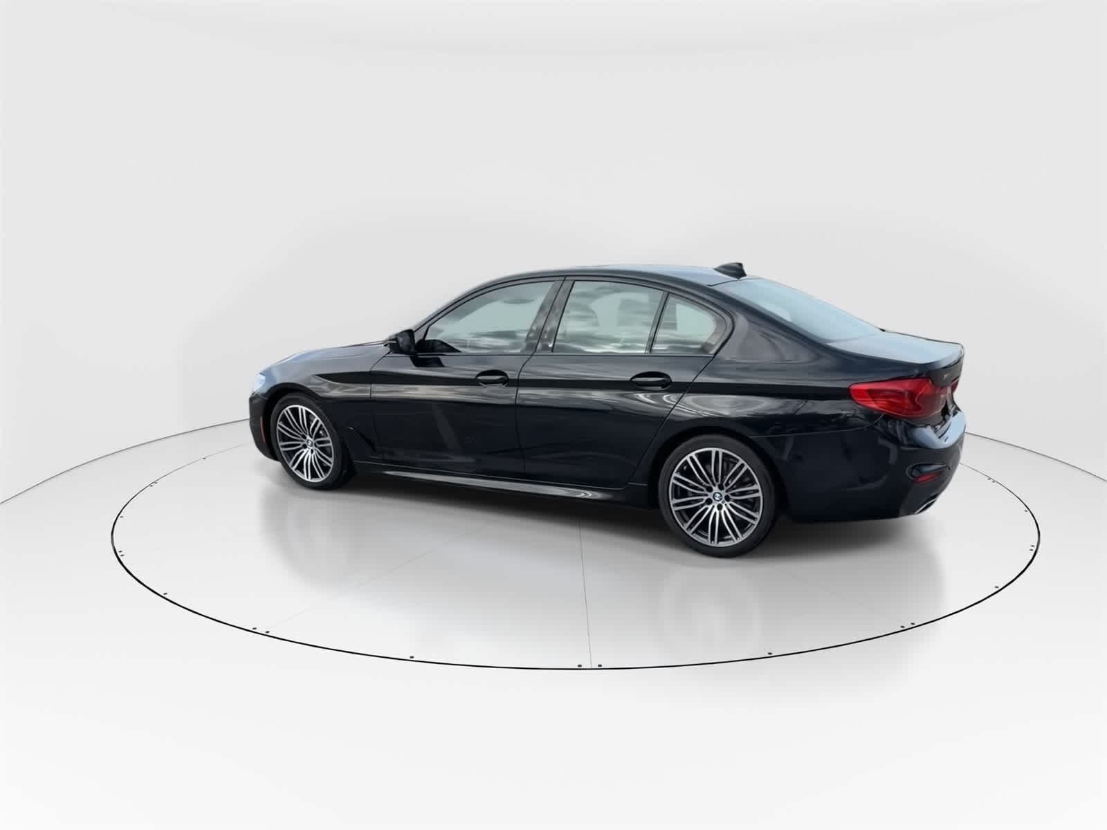 Thumbnail: 2019 BMW 5 Series - 7