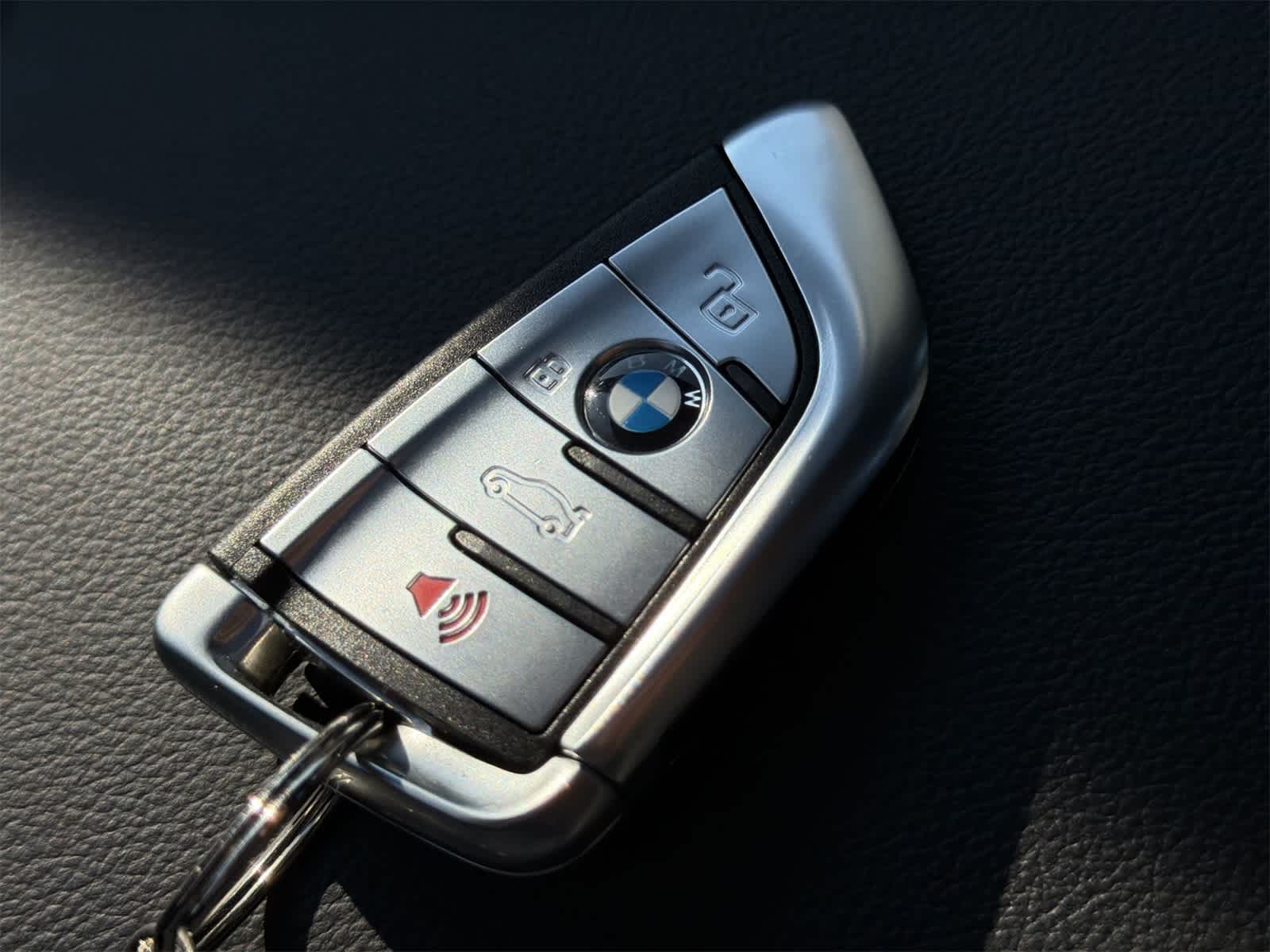 Thumbnail: 2025 BMW i4 - 28