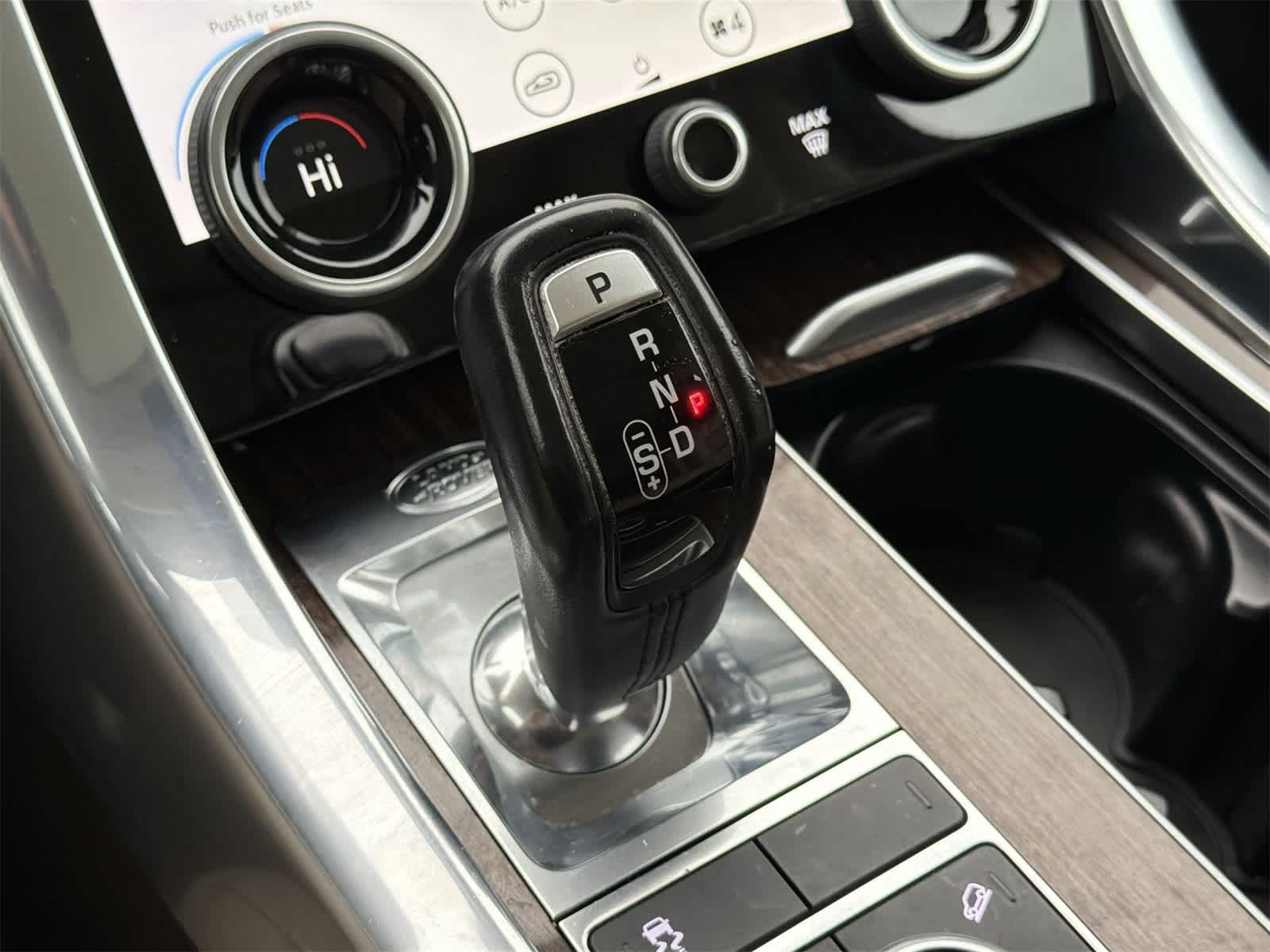 Thumbnail: 2018 Land Rover Range Rover Sport - 25