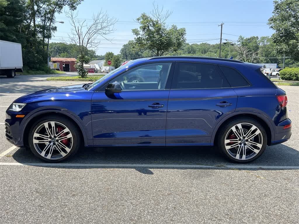 Thumbnail: 2020 Audi SQ5 - 11