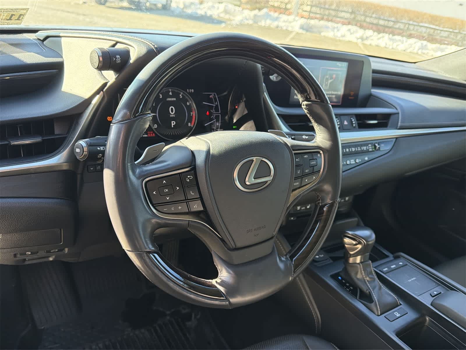 Thumbnail: 2019 Lexus ES - 23