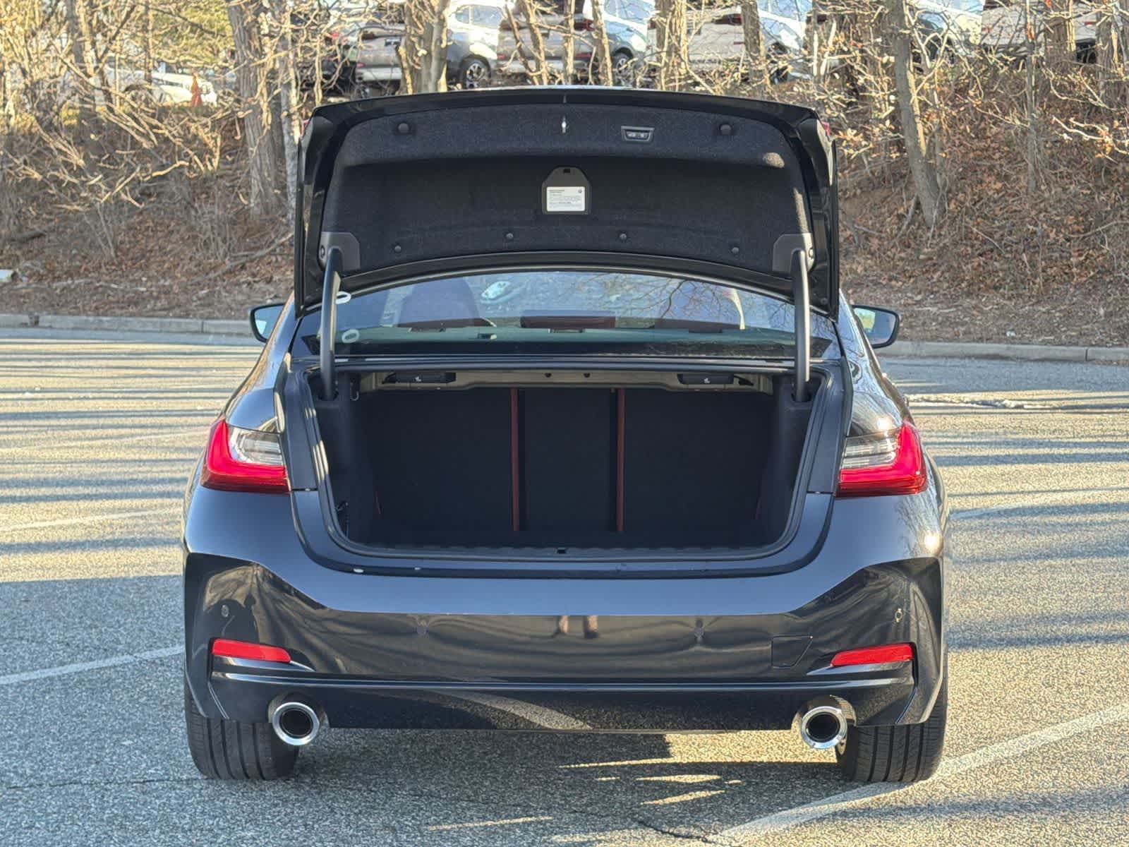 Thumbnail: 2025 BMW 3 Series - 27