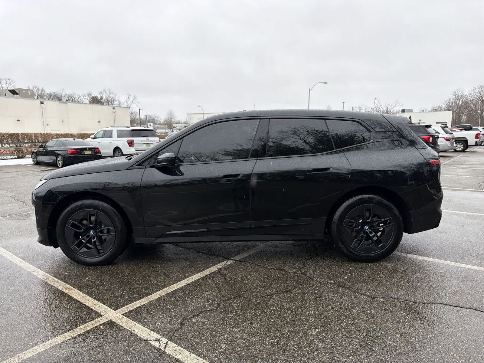 Thumbnail: 2024 BMW iX - 11