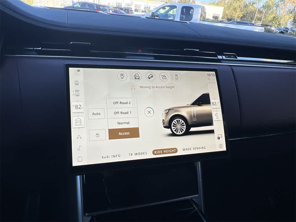 Thumbnail: 2025 Land Rover Range Rover - 24